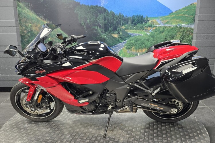 KAWASAKI NINJA 1000SX