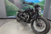 TRIUMPH BONNEVILLE T100