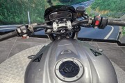 TRIUMPH STREET TRIPLE 765