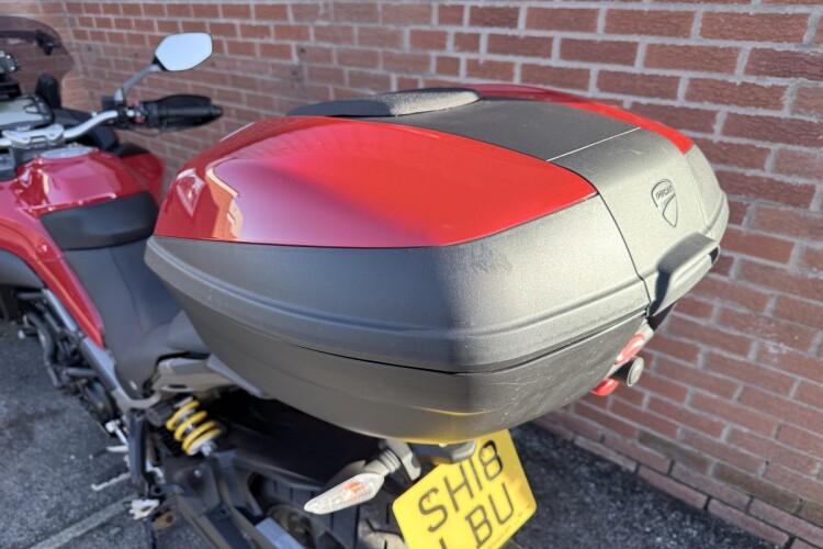 DUCATI MULTISTRADA 950