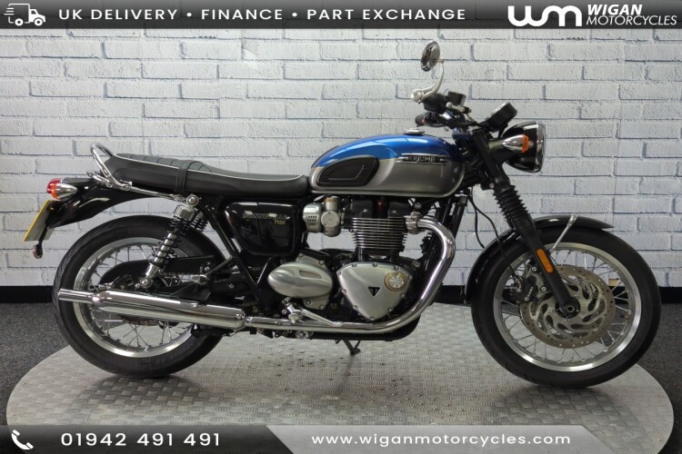 TRIUMPH BONNEVILLE T120