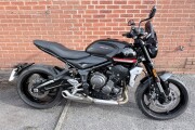 TRIUMPH TRIDENT 660