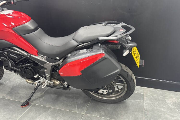 DUCATI MULTISTRADA 950