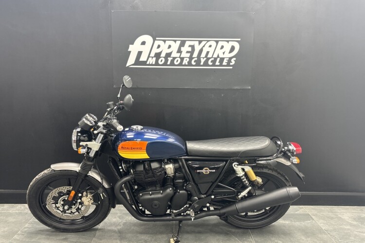 ROYAL ENFIELD INTERCEPTOR 650