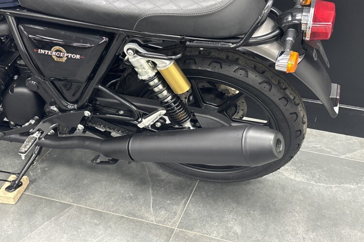 ROYAL ENFIELD INTERCEPTOR 650