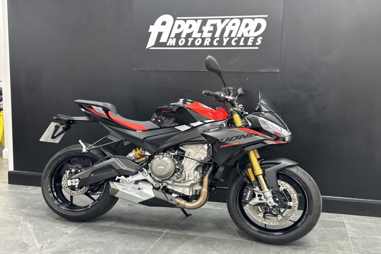APRILIA TUONO 660