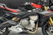 APRILIA TUONO 660