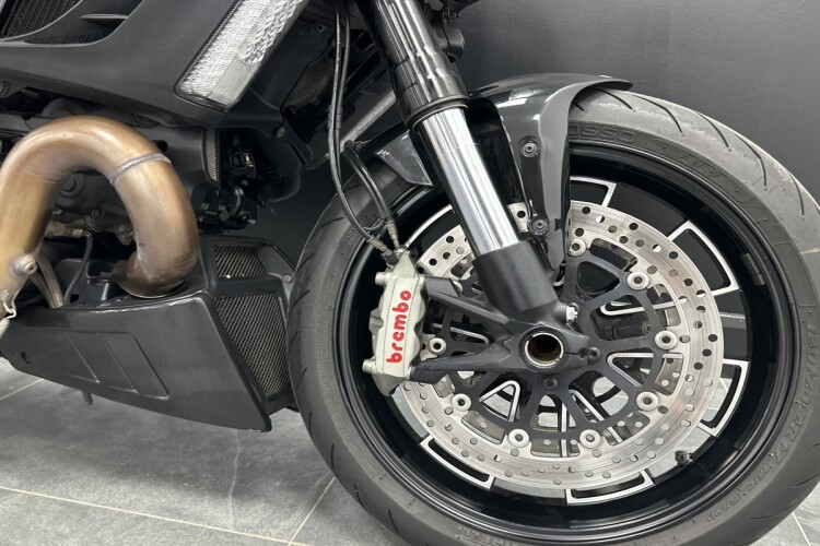 DUCATI DIAVEL