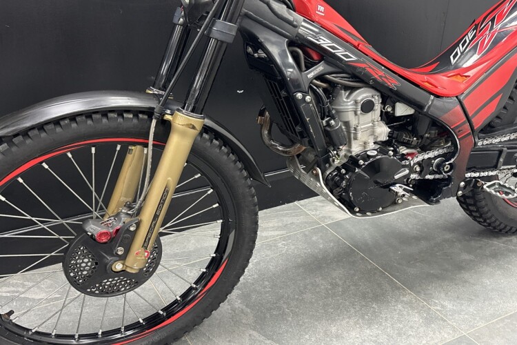 HONDA MONTESA COTA 300