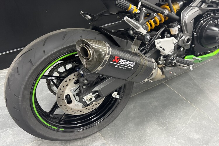KAWASAKI Z900