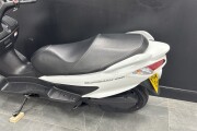 SUZUKI BURGMAN 200