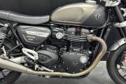 TRIUMPH SPEED TWIN 1200