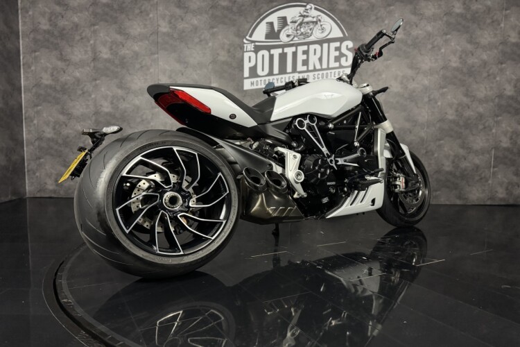 DUCATI XDIAVEL