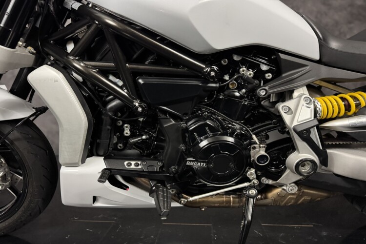 DUCATI XDIAVEL