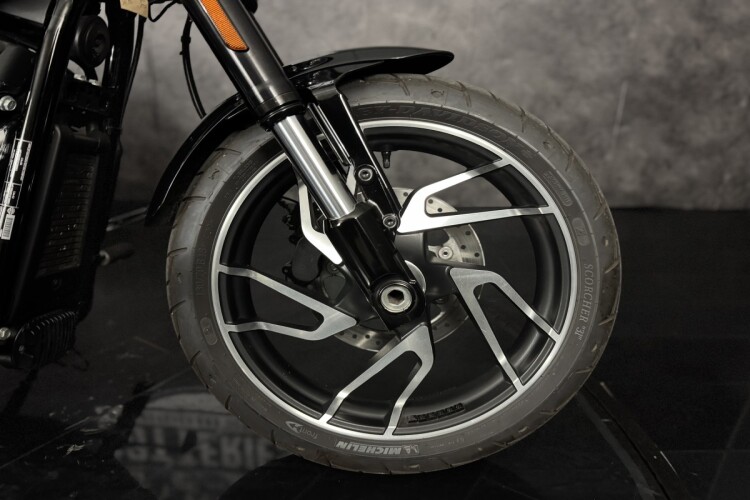 HARLEY-DAVIDSON STREET GLIDE SPECIAL