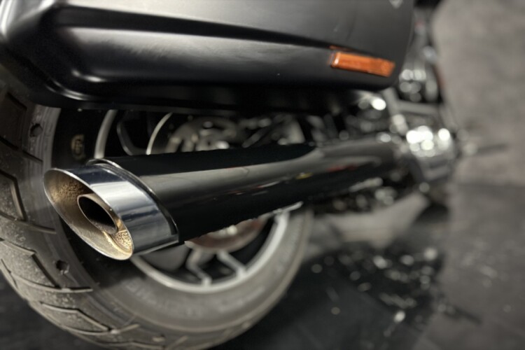 HARLEY-DAVIDSON STREET GLIDE SPECIAL