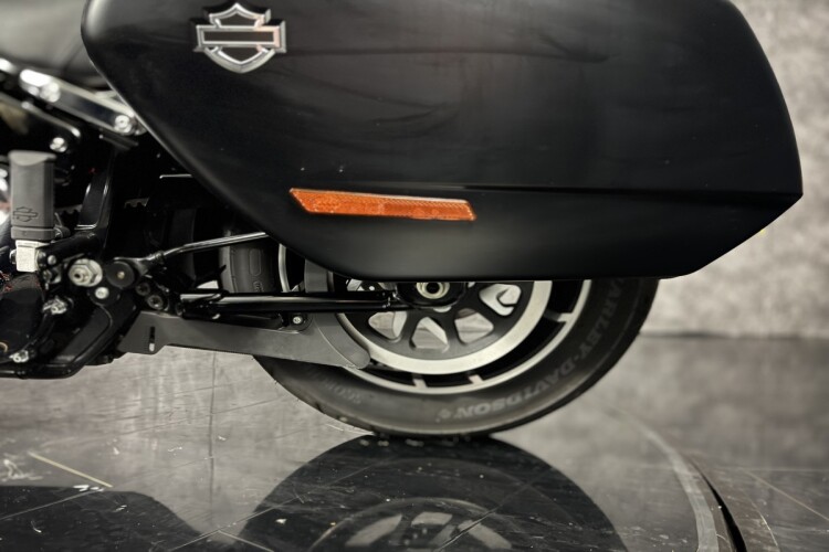 HARLEY-DAVIDSON STREET GLIDE SPECIAL