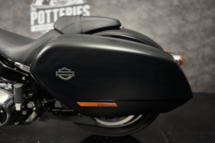 HARLEY-DAVIDSON STREET GLIDE SPECIAL