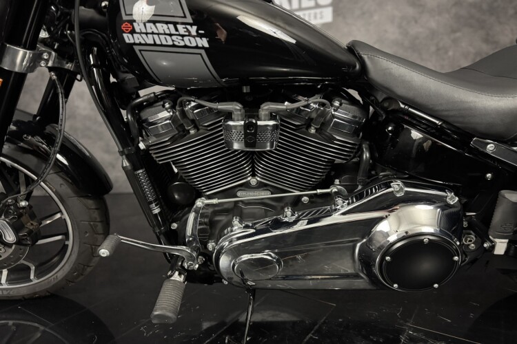 HARLEY-DAVIDSON STREET GLIDE SPECIAL