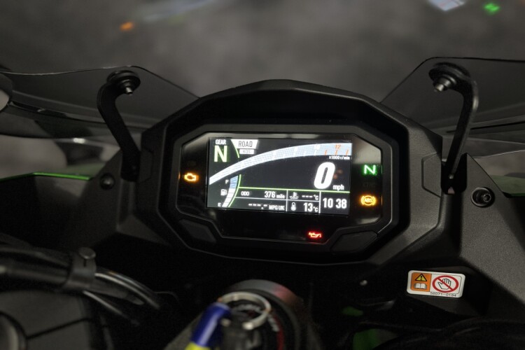 KAWASAKI NINJA 1000SX