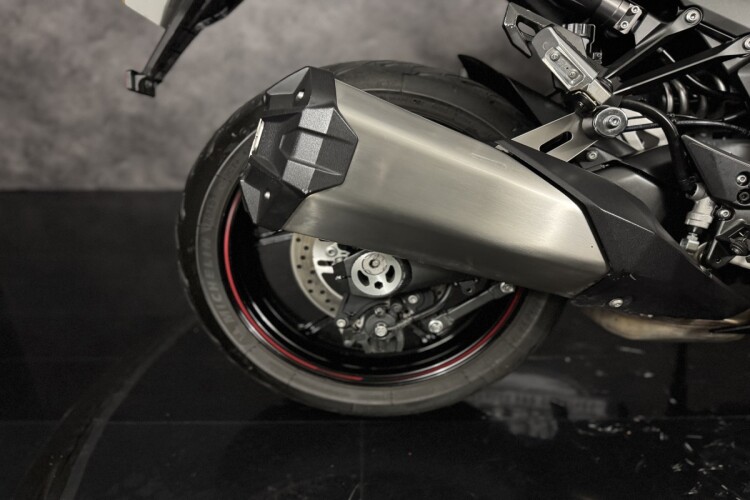 KAWASAKI NINJA 1000SX