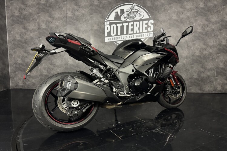 KAWASAKI NINJA 1000SX