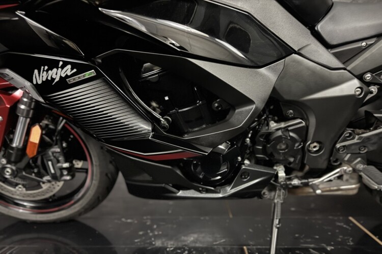 KAWASAKI NINJA 1000SX