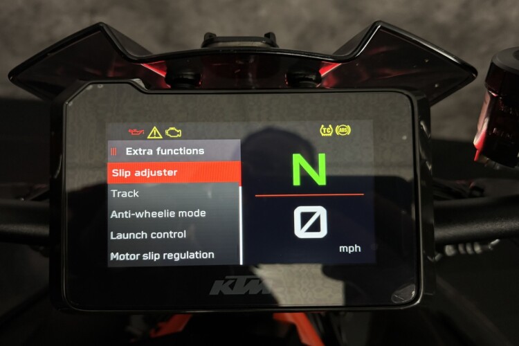 KTM 1290 SUPER DUKE R