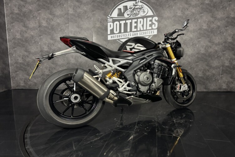 TRIUMPH SPEED TRIPLE 1160