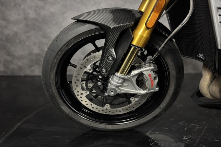 TRIUMPH SPEED TRIPLE 1160