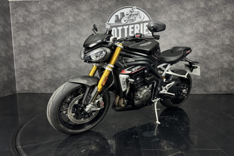 TRIUMPH SPEED TRIPLE 1160