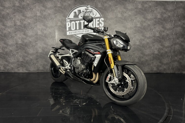 TRIUMPH SPEED TRIPLE 1160