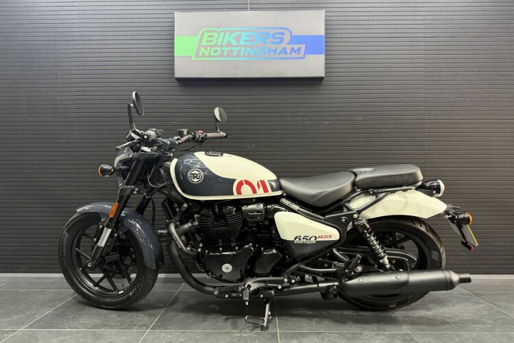ROYAL ENFIELD SHOTGUN 650