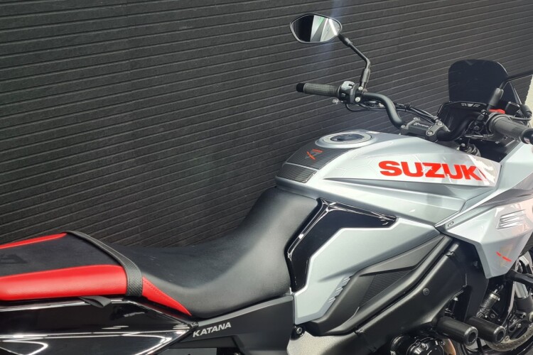 SUZUKI KATANA 1000