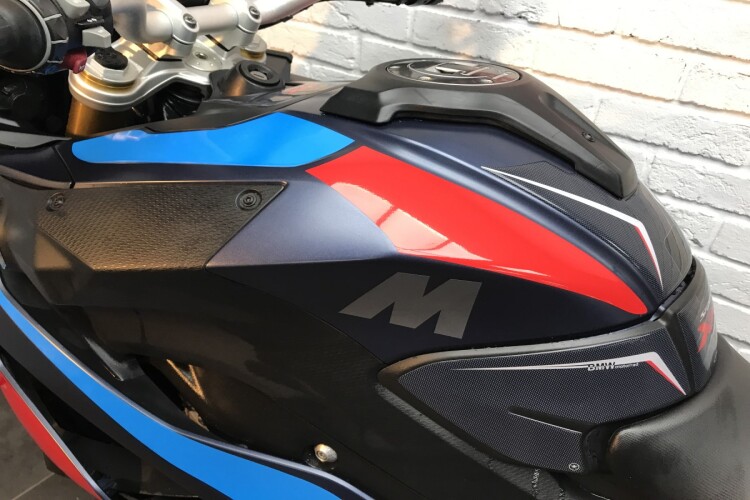 BMW S 1000 XR
