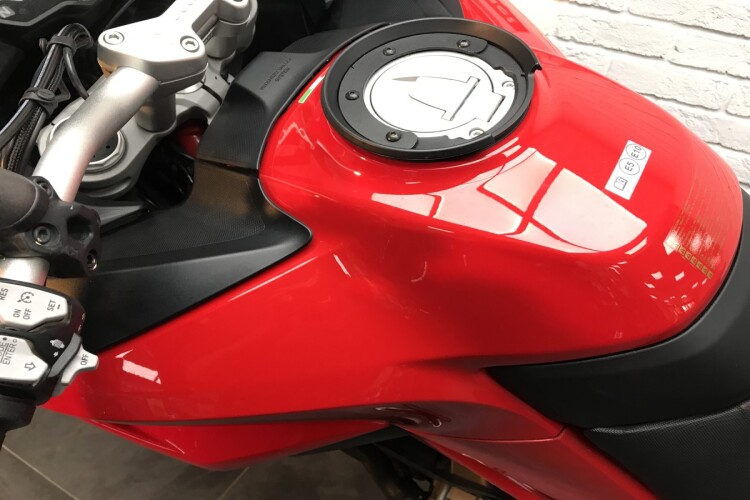 DUCATI MULTISTRADA 950