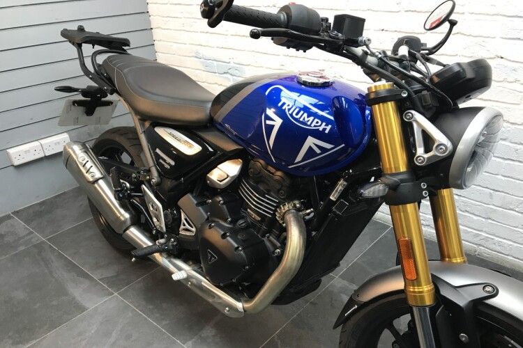 TRIUMPH SPEED 400