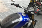 TRIUMPH SPEED 400