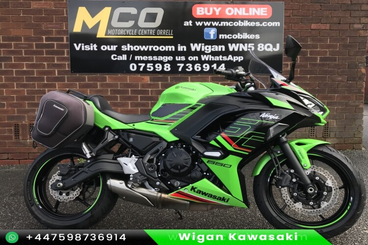 KAWASAKI NINJA 650