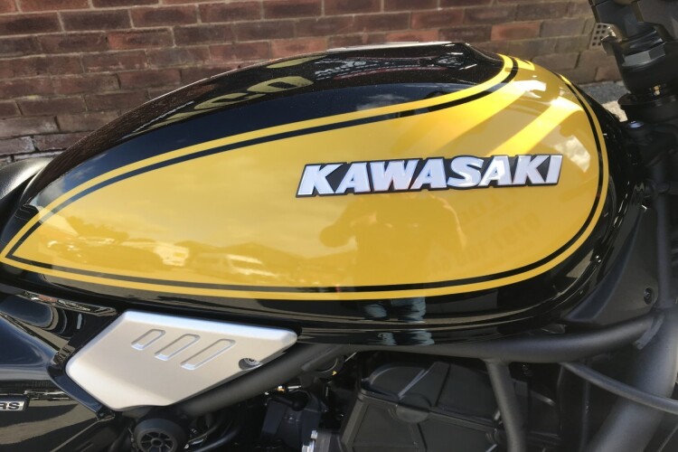 KAWASAKI Z650 RS