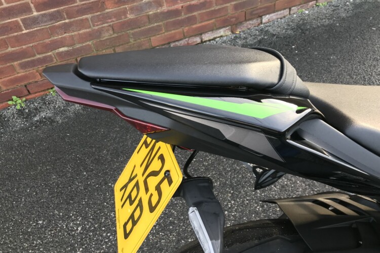 KAWASAKI ZX636