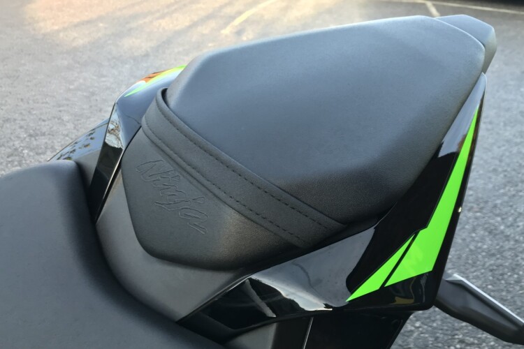 KAWASAKI ZX636