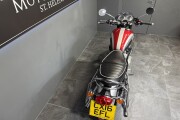 TRIUMPH BONNEVILLE T120