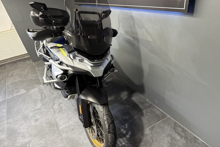 CFMOTO 800MT TOURING