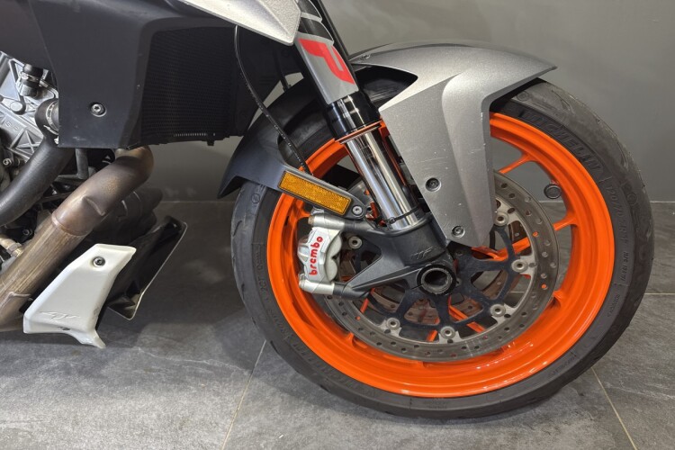 KTM 1290 SUPER DUKE GT