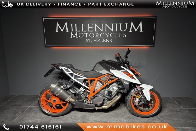 KTM 1290 SUPER DUKE R