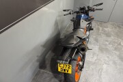 KTM 890 DUKE