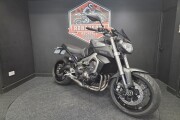 YAMAHA MT-09