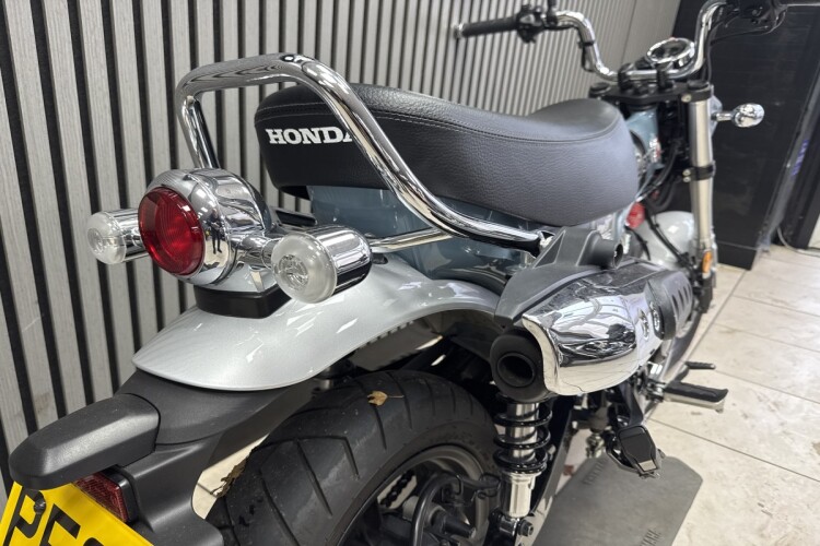 HONDA DAX 125