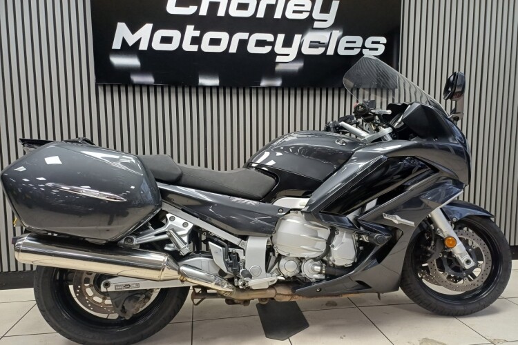 YAMAHA FJR1300